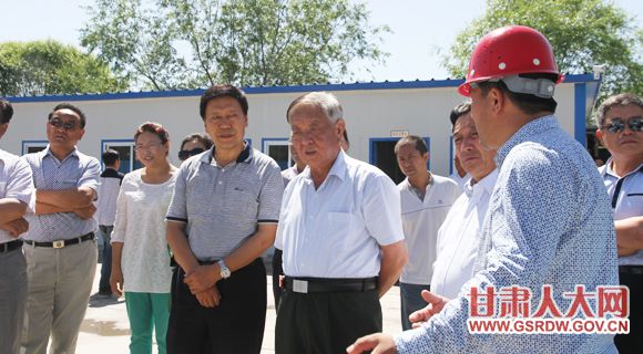 ȫ���˴�ί�������������η�ִ�������һ���ڰ������������������ص�����̬�ۺ��������