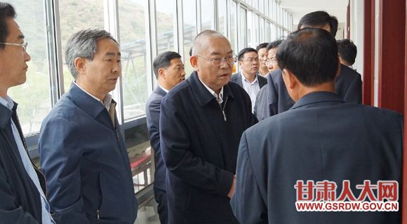 9��7����9�գ�����ʡ�˴�ί�ḱ���μ�ľ������ɣ������ͼ��ȴ�����ꡢ���鳤����ʤ����̶�ض�����о�׼��ƶ����