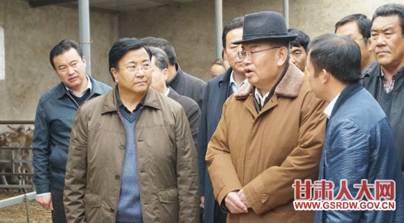 10��10����11�գ�����ʡ�˴�ί�ḱ���μ�ľ������ɣ������ͼ��ȴ�������ʵ����飬����̶�ص��о�׼��ƶ��׼��ƶ����