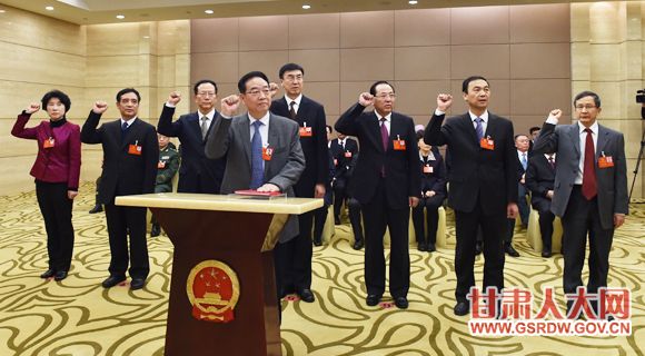 1��13�����磬�µ�ѡ��ʡ�˴�ί��ίԱ��ʡ�˴󲿷�ר��ίԱ�������Ա���м�������